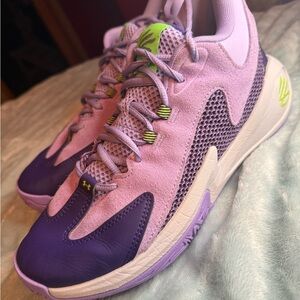 Under Armour Curry 3Z 25 SDE basketball shoes